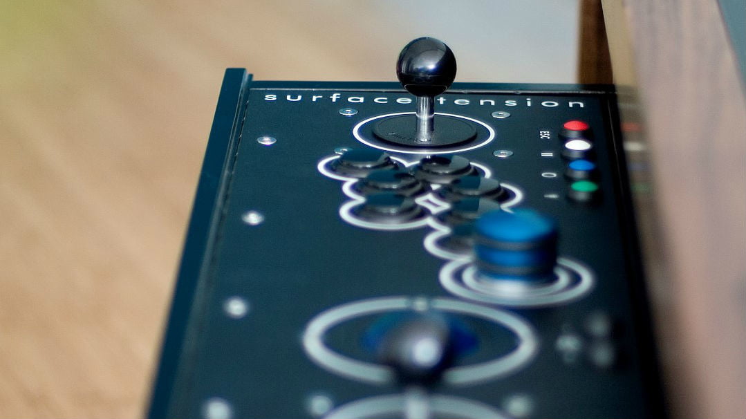 表面张力街机游戏桌