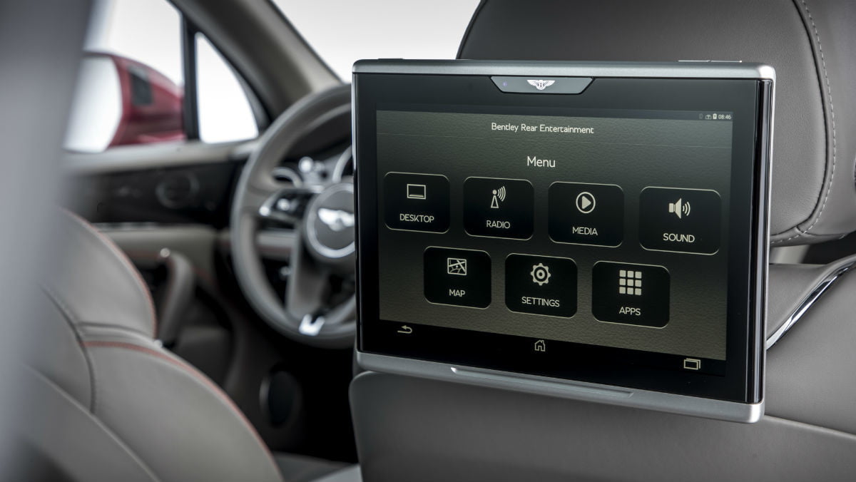 宾利bentayga v8内饰后座