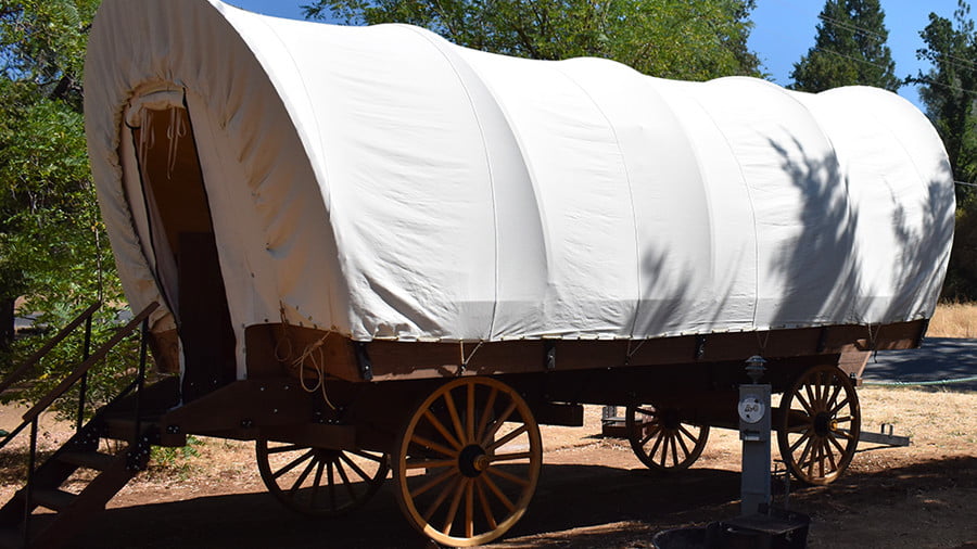 康内斯托加式宽轮篷车