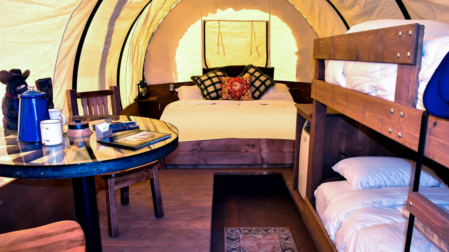 优胜美地针rv俄勒冈小道豪华conestoga马车内部松木SRV