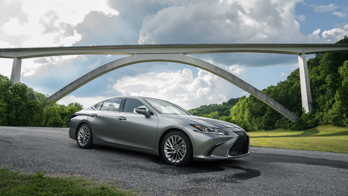 2019雷克萨斯评论es300h音速钛