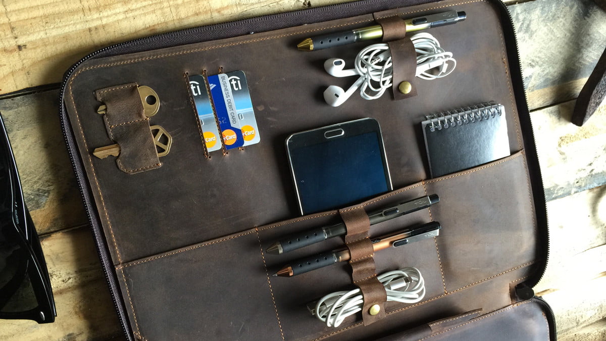 野蛮供应co皮革组织者macbook case 5