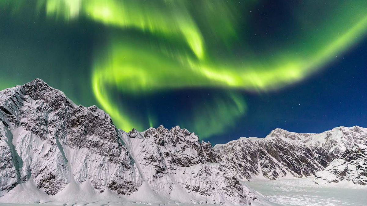 阿拉斯加谢尔顿小屋北极光