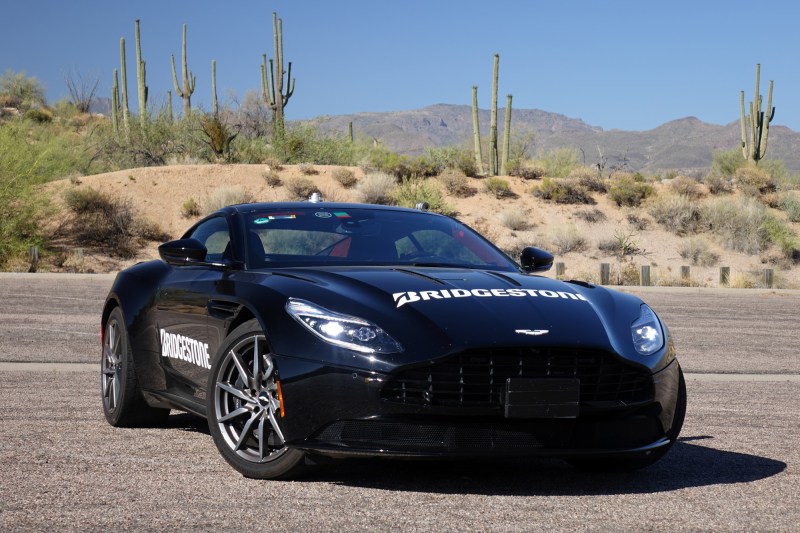 Aston MartinDB11热电测试