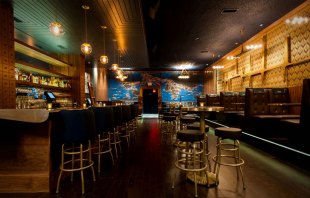 轮廓鸡尾酒回转 登机休息室