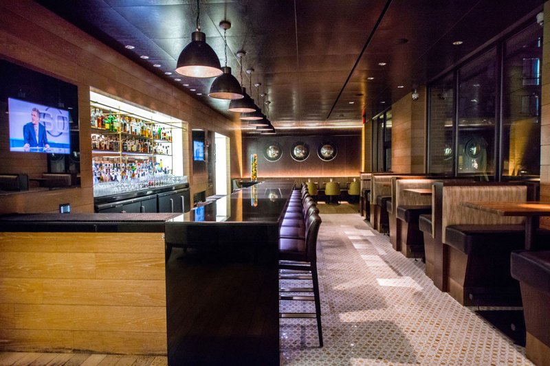 休息室波旁牛排 总统鸡尾酒