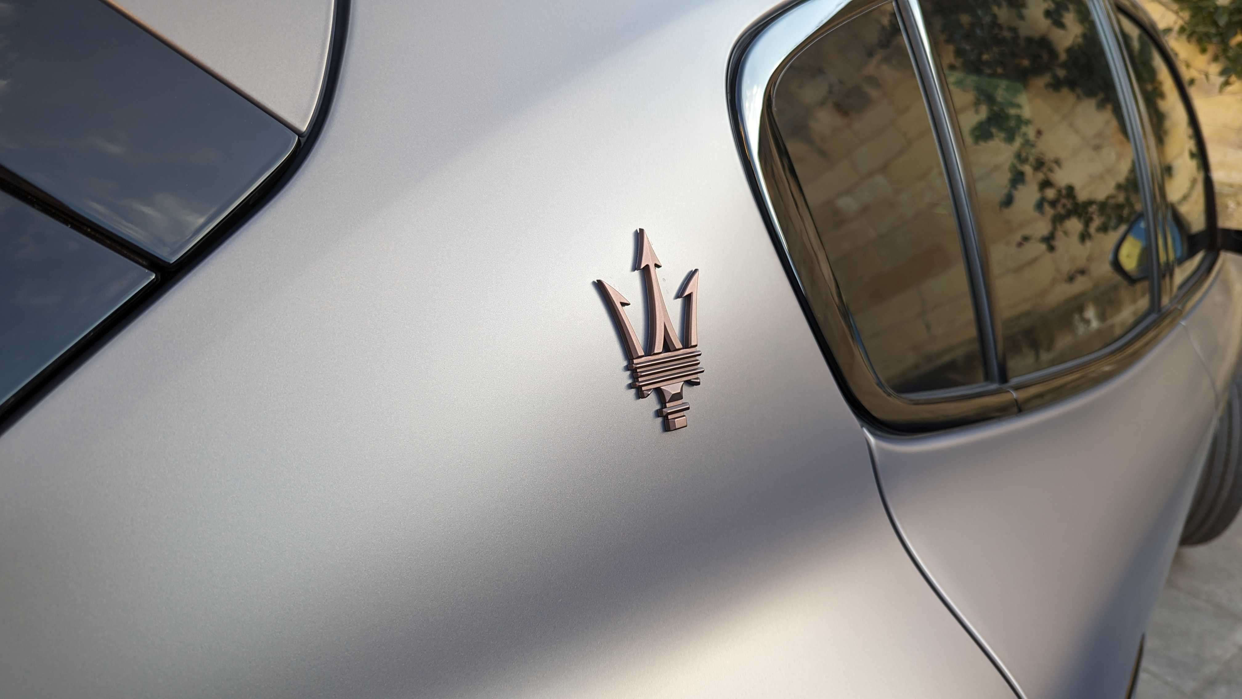Maserati三角标志