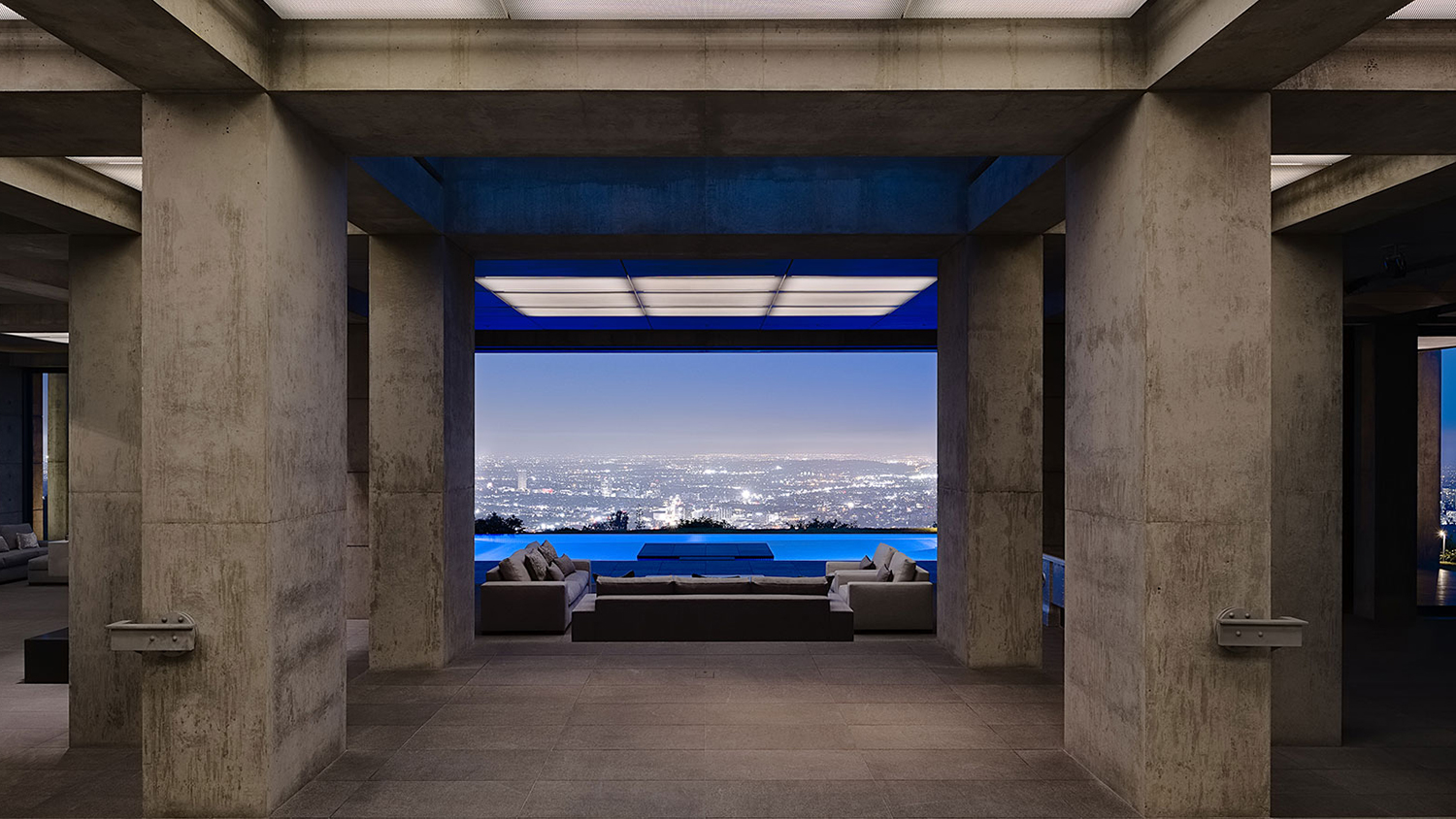 鲁斯代尔房地产