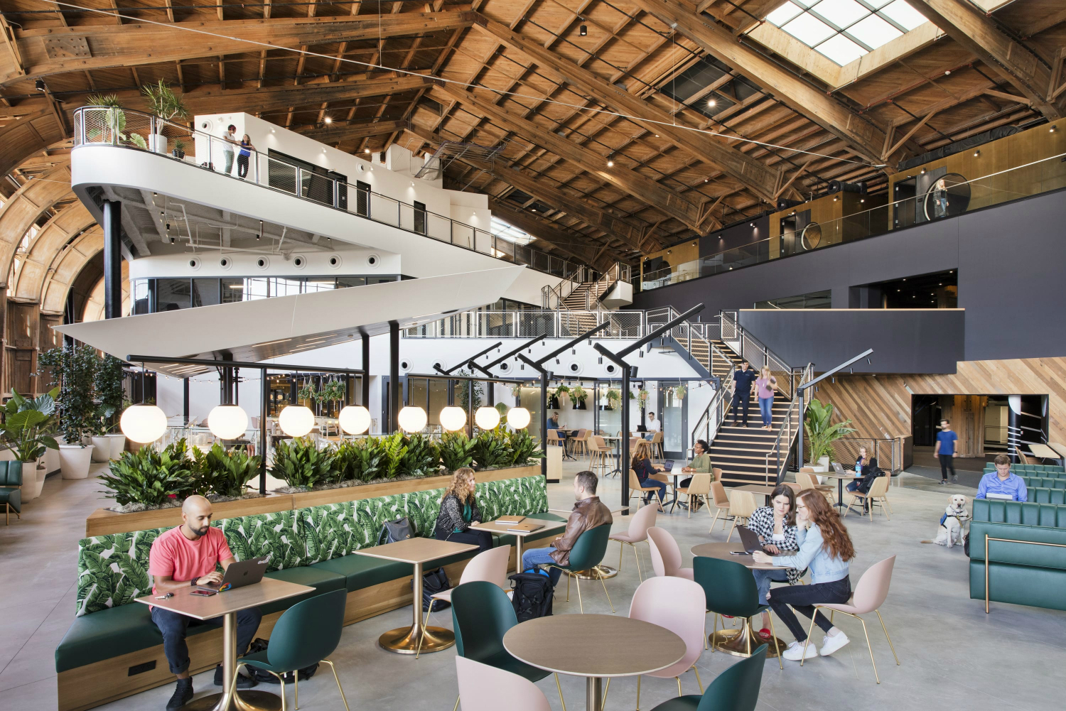 谷歌办公机库Howardhudghes3