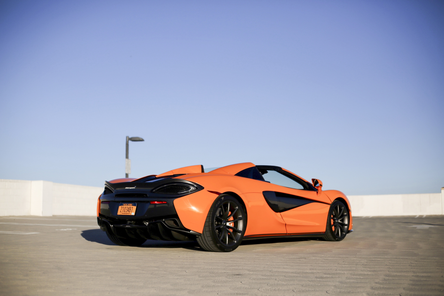 2022mclaren570s蜘蛛评评2019英里bernman25
