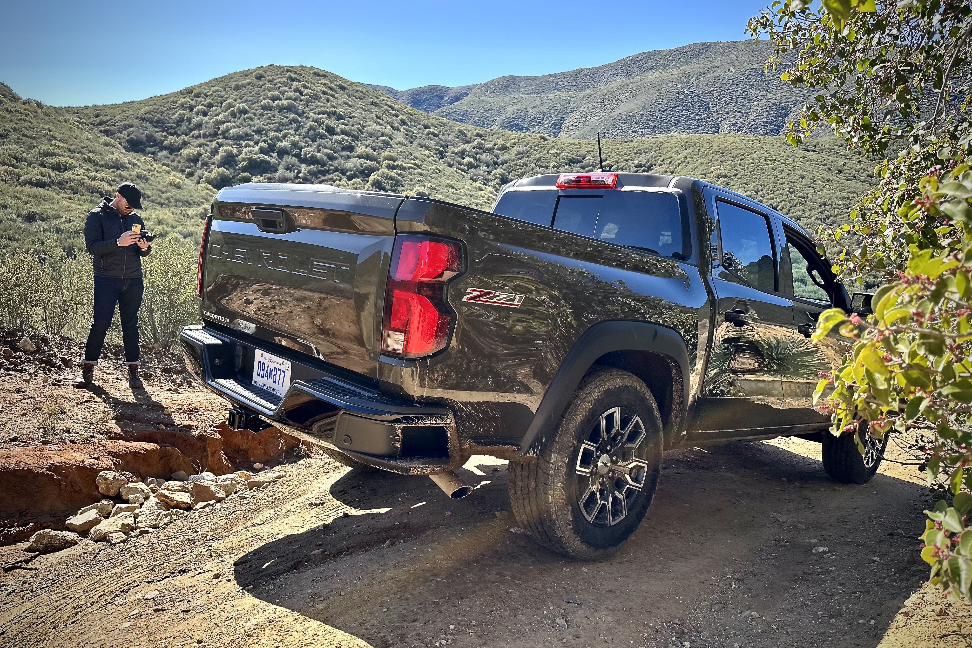 后端角2023 Chevrolet科罗拉多轨迹