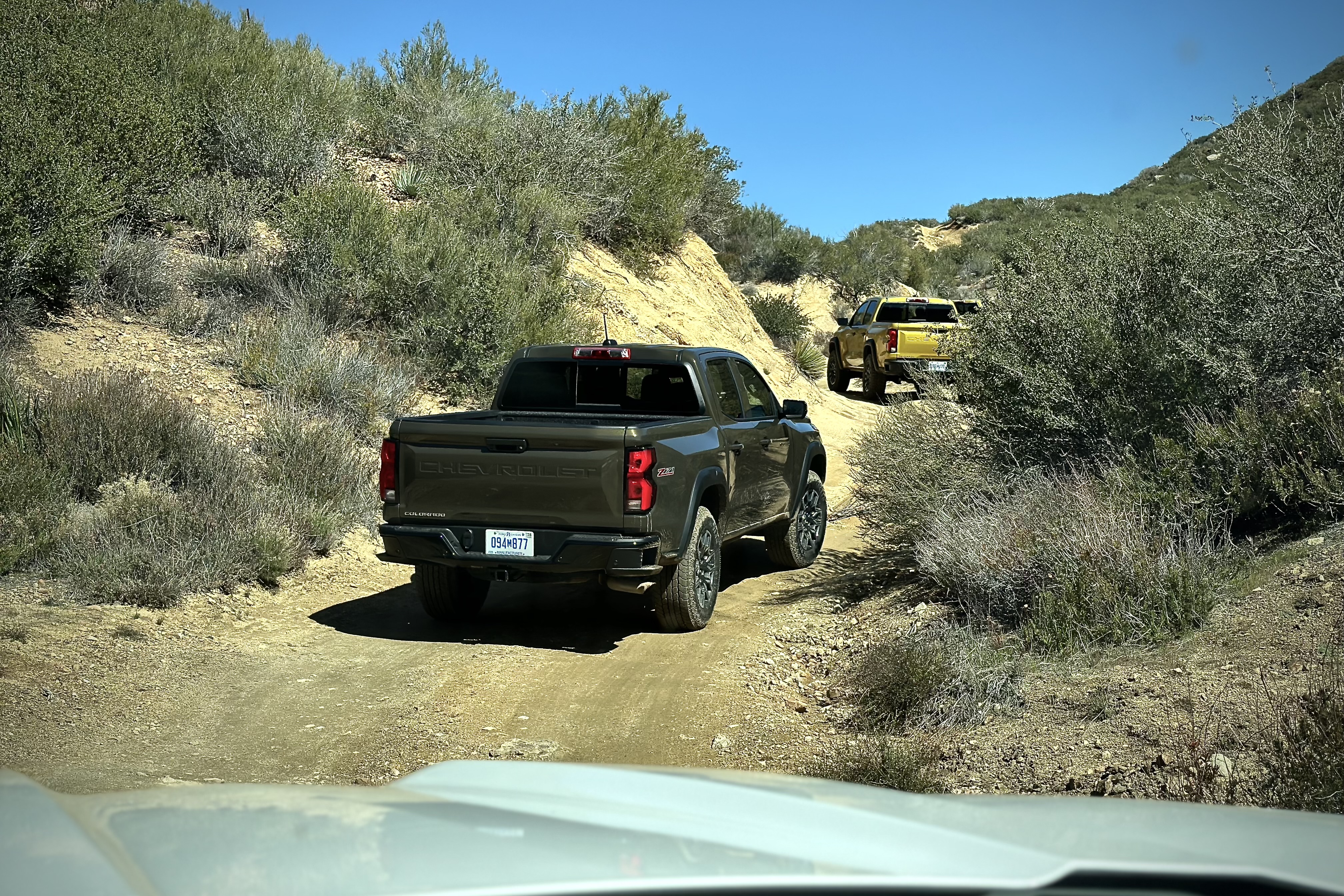 2023 Chevrolet科罗拉多轨迹老板离路背带山林的泥路
