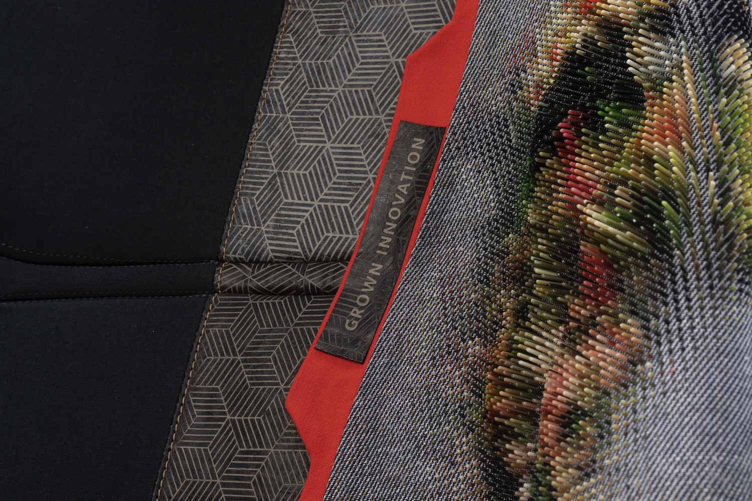 内座材料由BMW设计