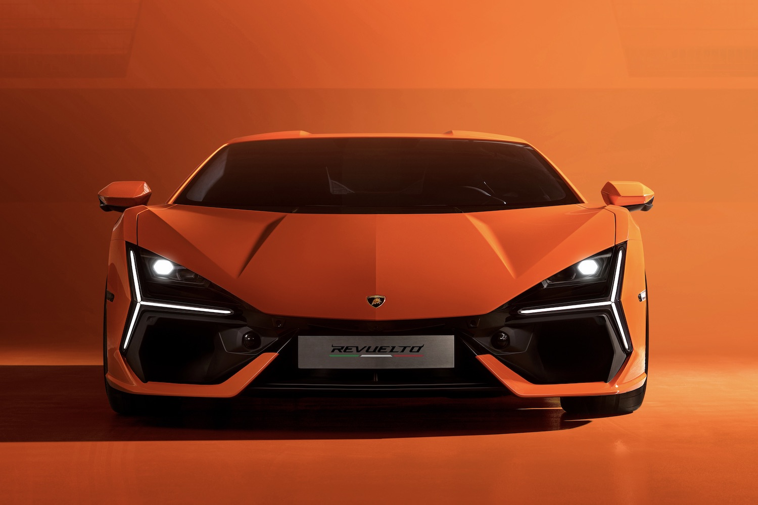 前端关闭2024 LamborghiniRevuelto
