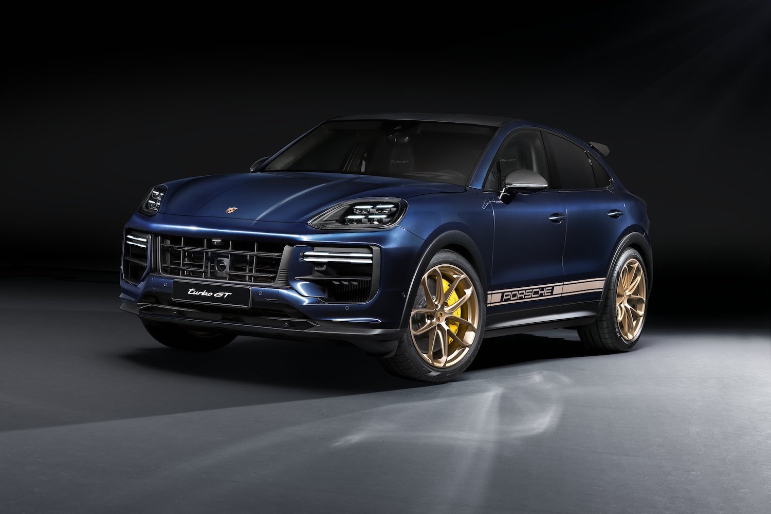 2024保时捷TurboGT前端角