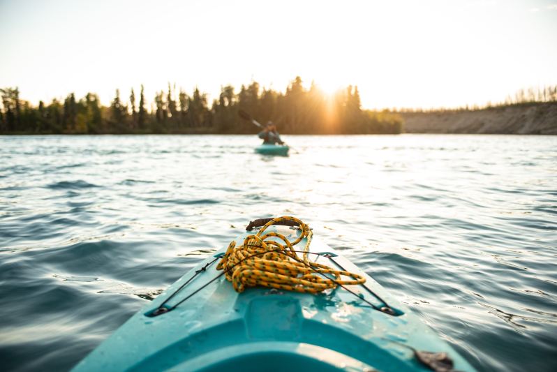 湖边Kayaking