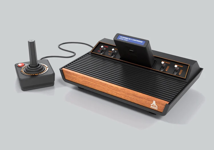 Atari2600+系统和摇杆控制器