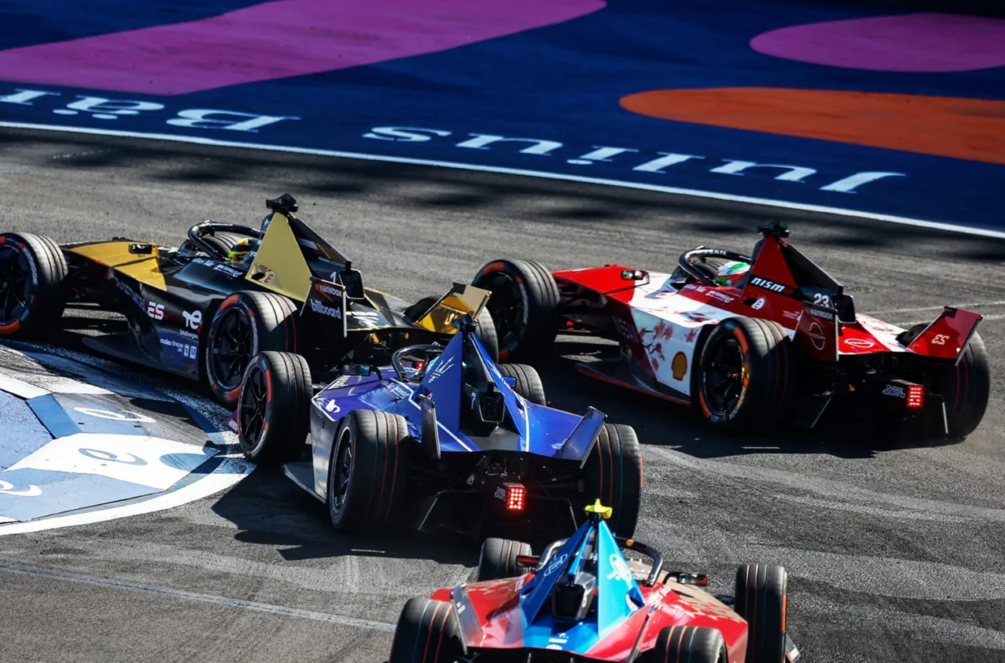 FIA公式E赛车提高用可持续材料制成的轮胎开发